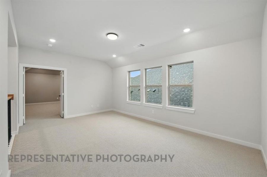 Spacious, unfurnished interior of a new home in , Forney (Image 23).
