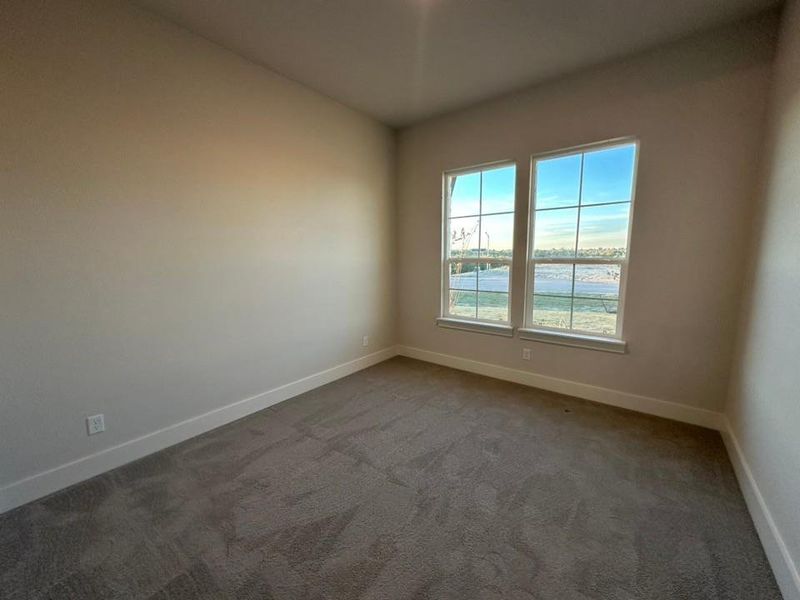 Spacious, unfurnished interior of a new home in Eagle Ridge Estates, Weatherford (Image 16).