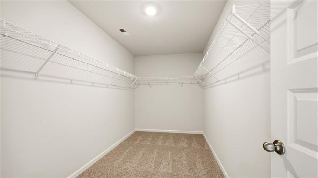 Spacious, unfurnished interior of a new home in Westland, Bogart (Image 23). Spacious, unfurnished interior of a new home in Westland, Bogart (Image 23).