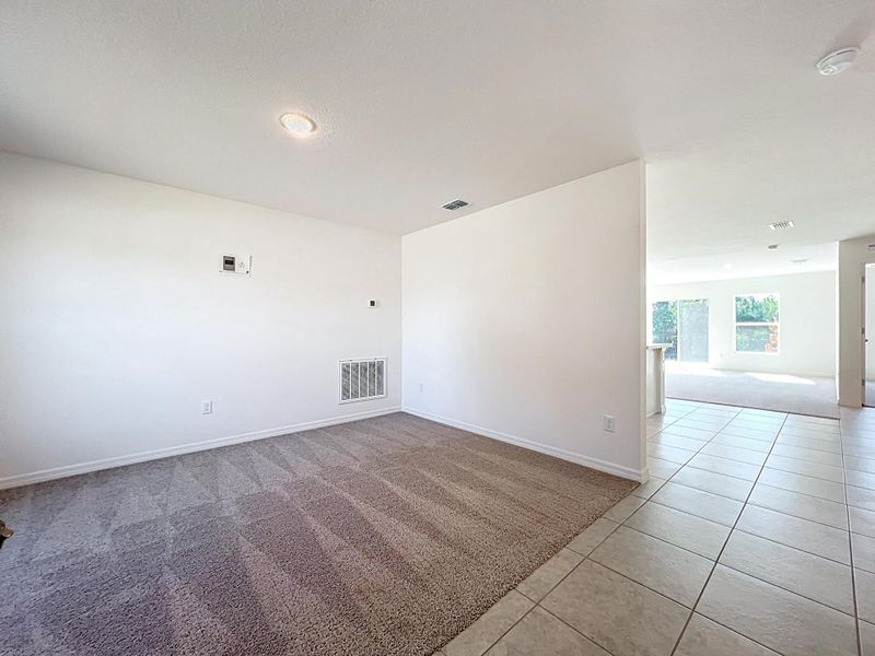 1390 Schumann Drive-19