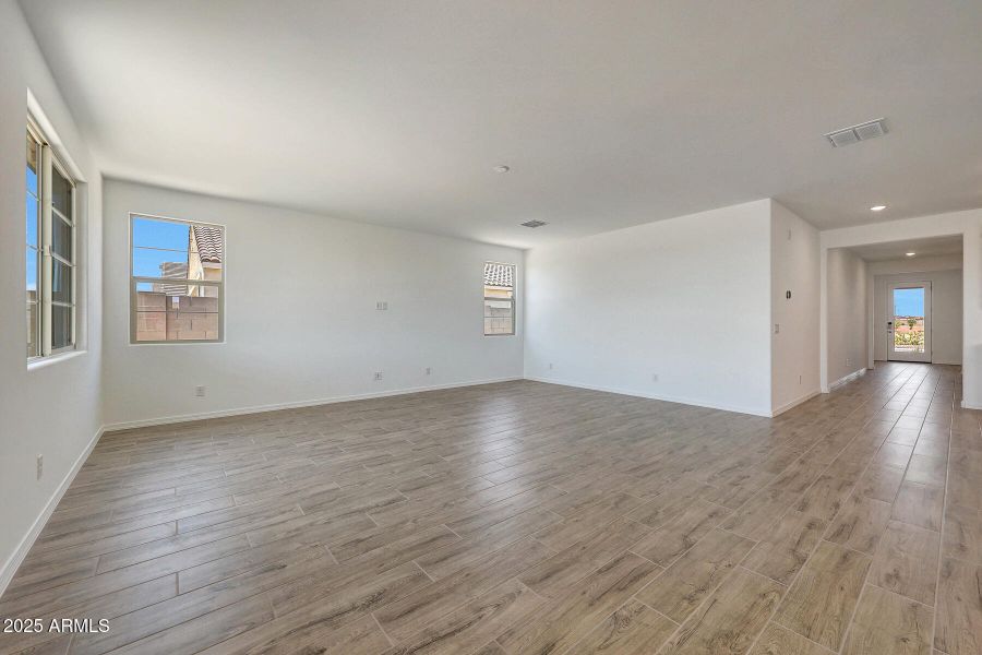 PHX_Las Ventanas_Lot 2020_Garnet_18381 M