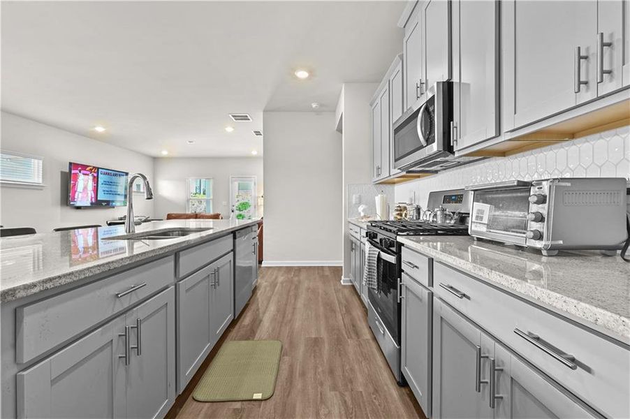 Furnished interior view inside a new home in Sweetwater Green - Royal Series, Lawrenceville (Image 14).