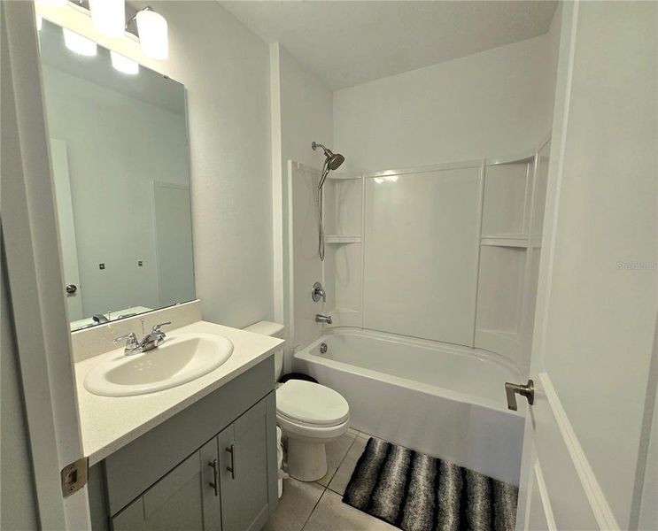 Furnished interior view inside a new home in , Haines City (Image 6).