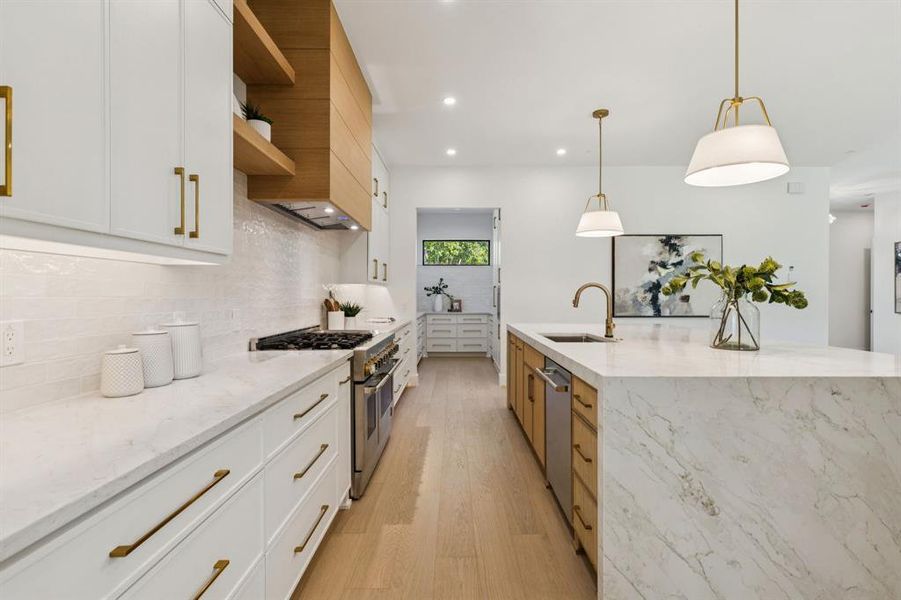Furnished interior view inside a new home in , Dallas (Image 29).