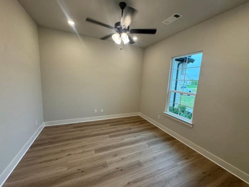 Spacious, unfurnished interior of a new home in , Van Alstyne (Image 18).