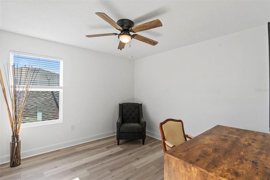 Furnished interior view inside a new home in , Apollo Beach (Image 24).