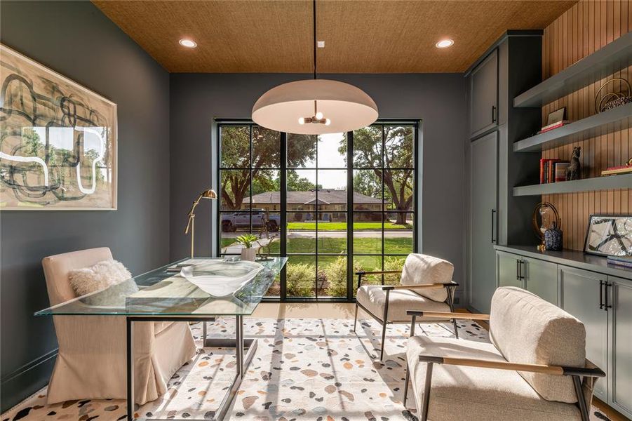 Furnished interior view inside a new home in , Dallas (Image 28).