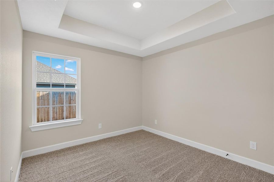 Spacious, unfurnished interior of a new home in , Snook (Image 18).