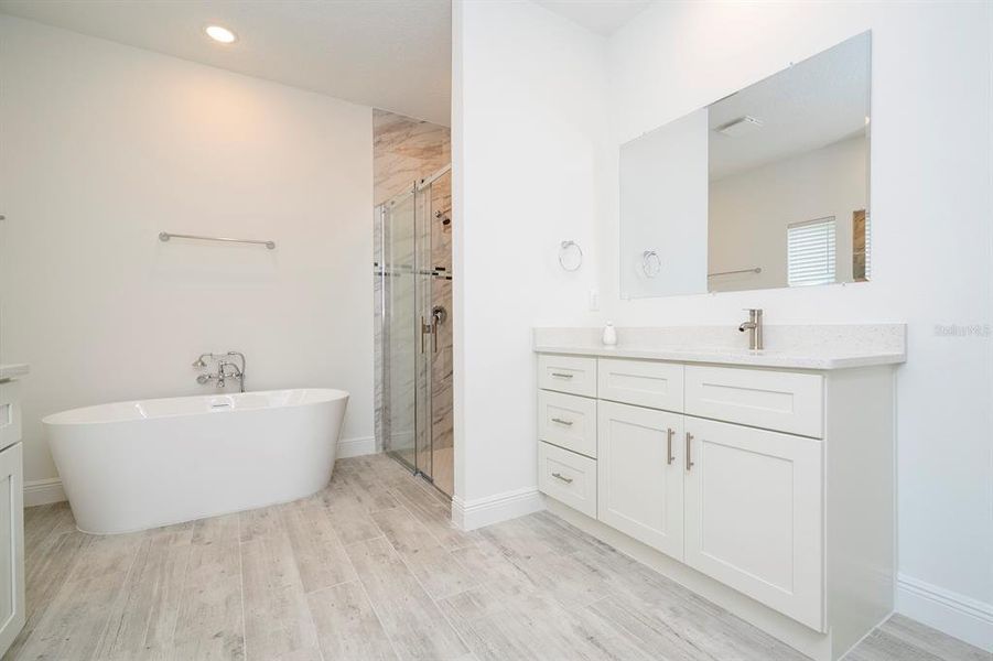 Furnished interior view inside a new home in , Ocala (Image 16).