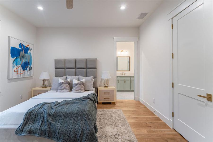 Furnished interior view inside a new home in , Dallas (Image 17).