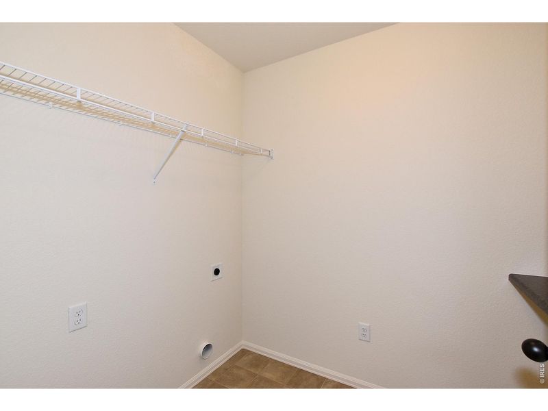 Spacious, unfurnished interior of a new home in , Johnstown (Image 26).