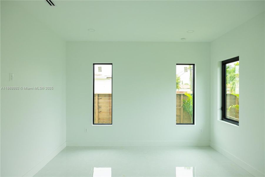 Image 30 of a home in .