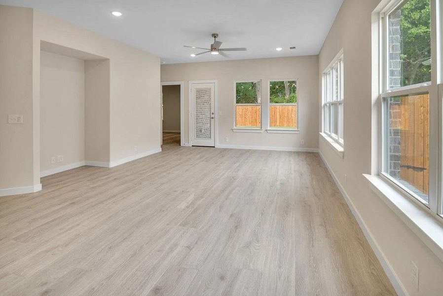 Spacious, unfurnished interior of a new home in Anderson Crossing, Trenton (Image 25). Spacious, unfurnished interior of a new home in Anderson Crossing, Trenton (Image 25).