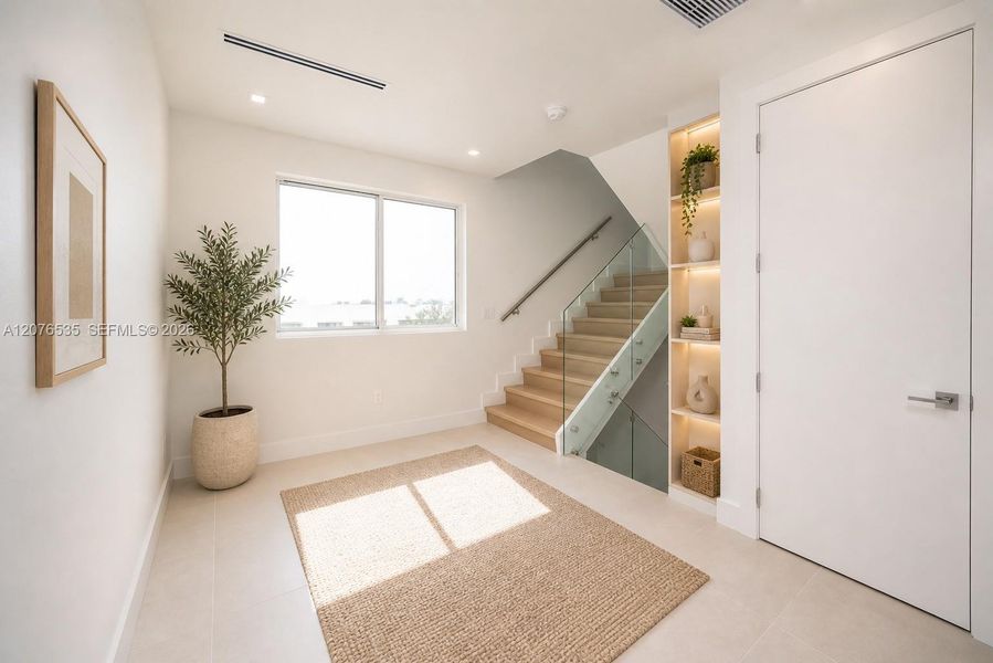 Furnished interior view inside a new home in , Doral (Image 18).