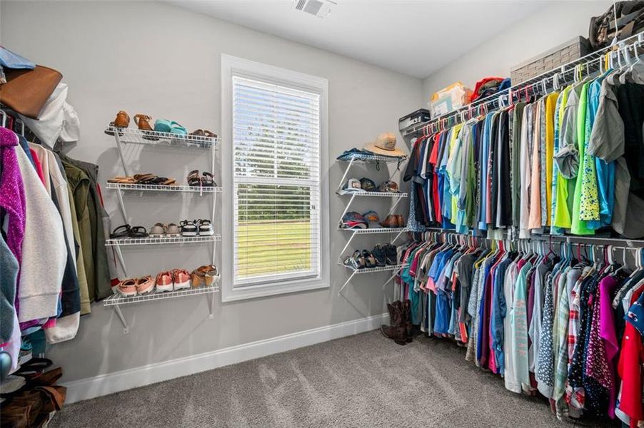 Image 38 of a home in .