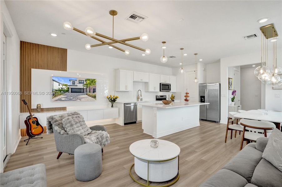 Furnished interior view inside a new home in , Plantation (Image 14).