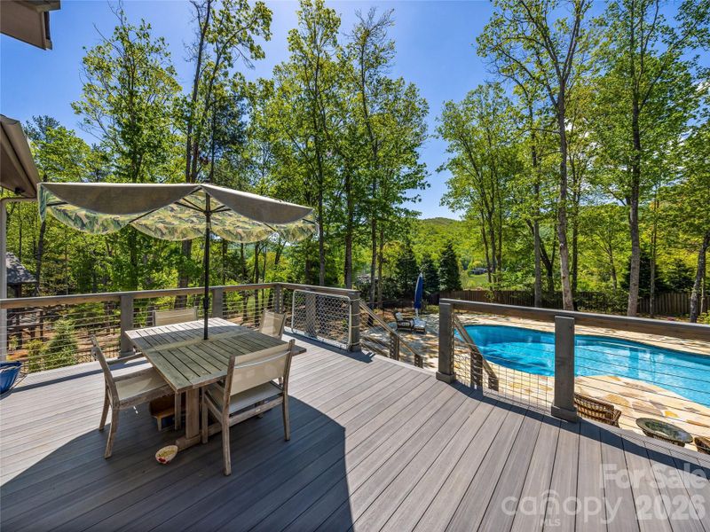 Community amenities in , Arden (Image 35).