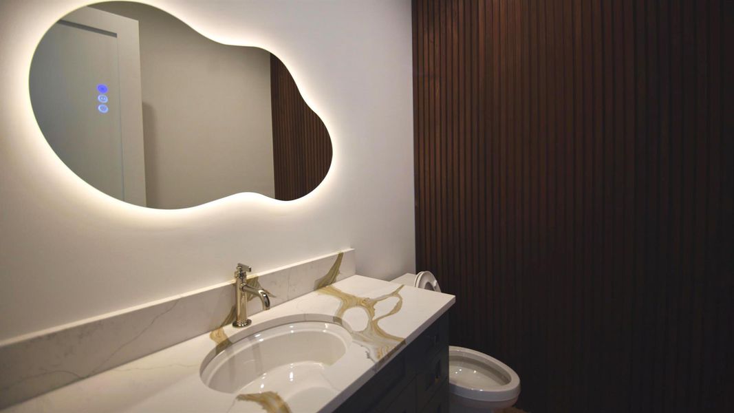 Close-up of interior finishes inside a home in , Palm Beach Gardens (Image 54).