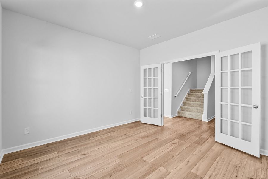 Spacious, unfurnished interior of a new home in Bell West, Kernersville (Image 20).
