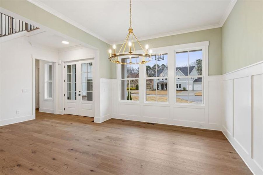 Spacious, unfurnished interior of a new home in White Post on Lake Lanier, Gainesville (Image 17).