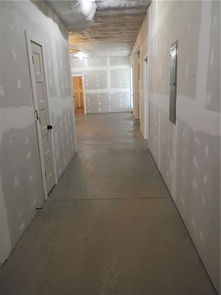 Spacious, unfurnished interior of a new home in , Dallas (Image 21).