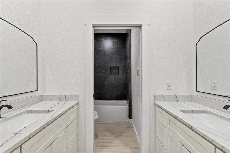 Image 39 of a home in .