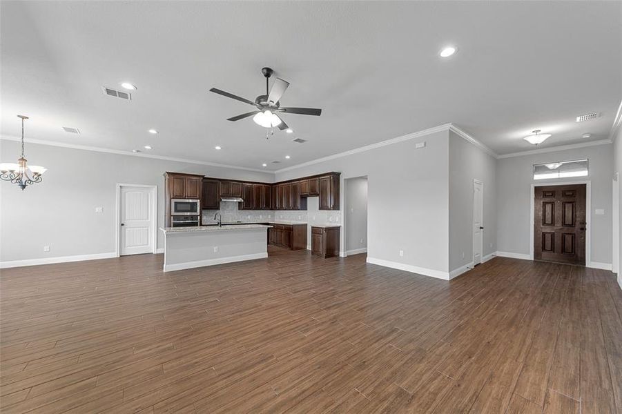 Spacious, unfurnished interior of a new home in High Meadows Estates, Nevada (Image 18).