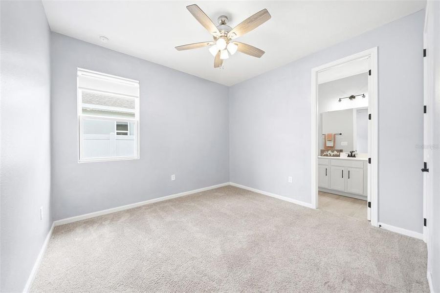 Spacious, unfurnished interior of a new home in , Haines City (Image 24).