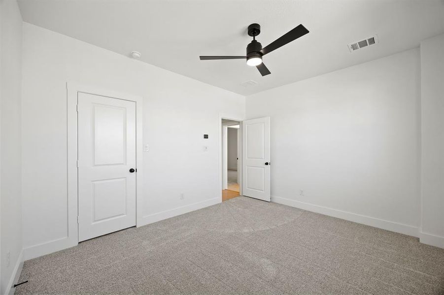 Spacious, unfurnished interior of a new home in Fields, Frisco (Image 22).