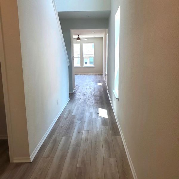 Spacious, unfurnished interior of a new home in Sonterra - Cool Water, Jarrell (Image 17).