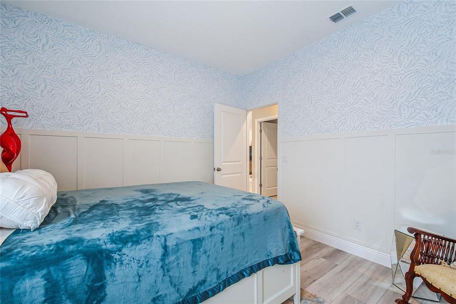 Furnished interior view inside a new home in , Orlando (Image 25).