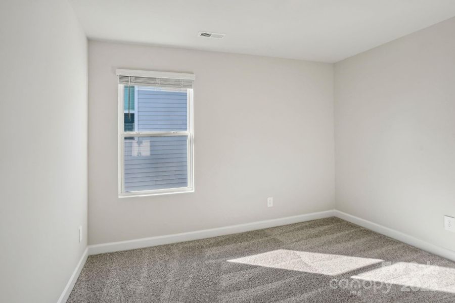Spacious, unfurnished interior of a new home in Walnut Reserve, Conover (Image 19).