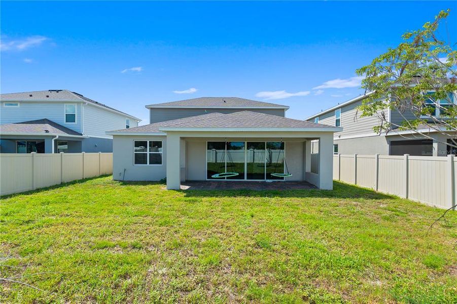 Exterior details and patio area of a home in , Apopka (Image 25).