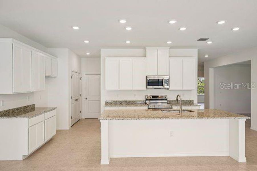 Furnished interior view inside a new home in Palm Coast, Palm Coast (Image 10).