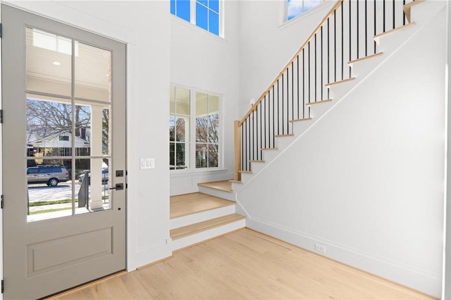 Spacious, unfurnished interior of a new home in , Atlanta (Image 54).