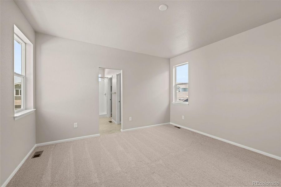 Spacious, unfurnished interior of a new home in Painted Prairie, Aurora (Image 23).