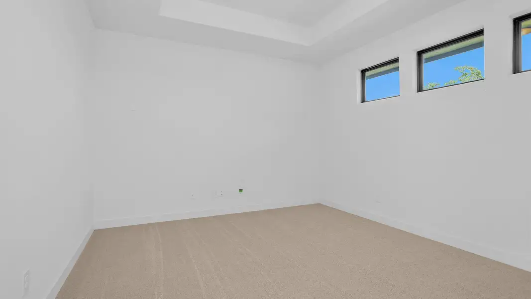 Spacious, unfurnished interior of a new home in Sienna 65' - Valencia, Missouri City (Image 7). Spacious, unfurnished interior of a new home in Sienna 65' - Valencia, Missouri City (Image 7).