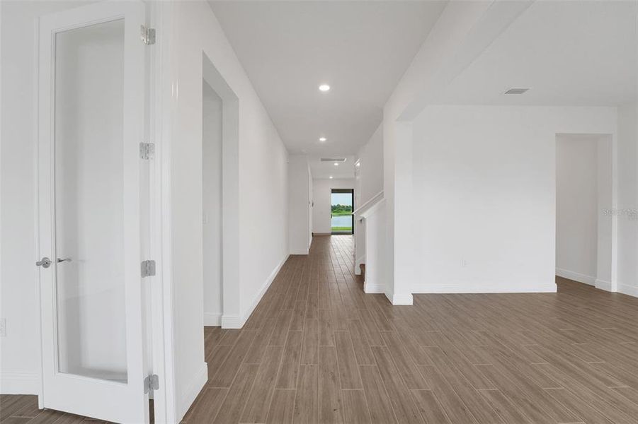 Image 52 of a home in Seaire.