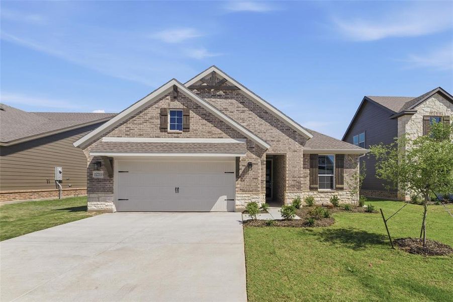 Front exterior of a new home in Covenant Park, Springtown, TX, highlighting curb appeal (Image 17).
