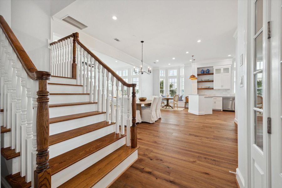 Spacious, unfurnished interior of a new home in , Seabrook (Image 21).