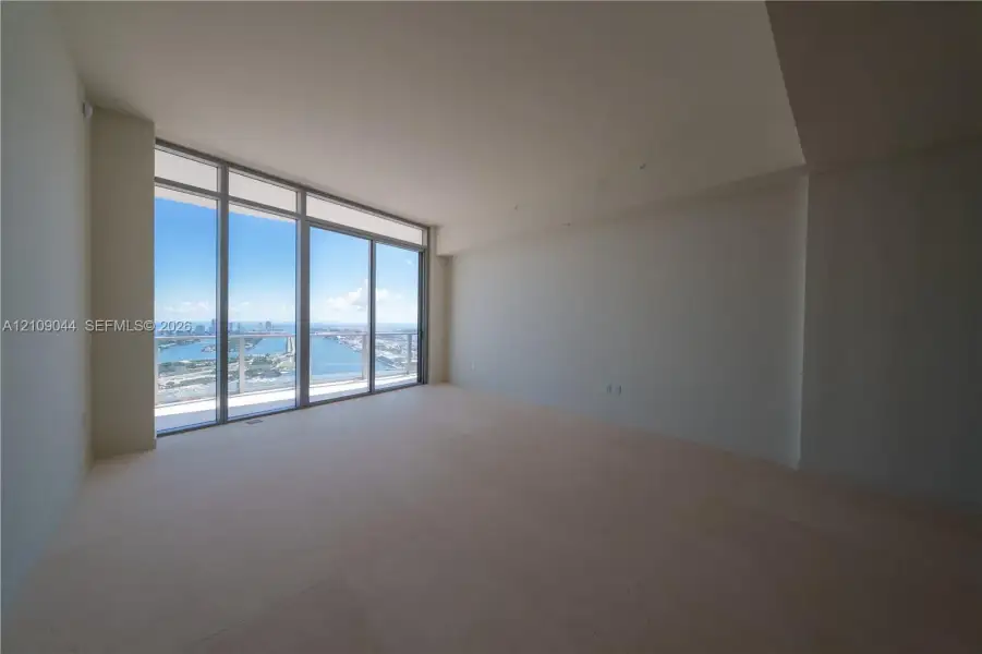 Image 33 of a home in .