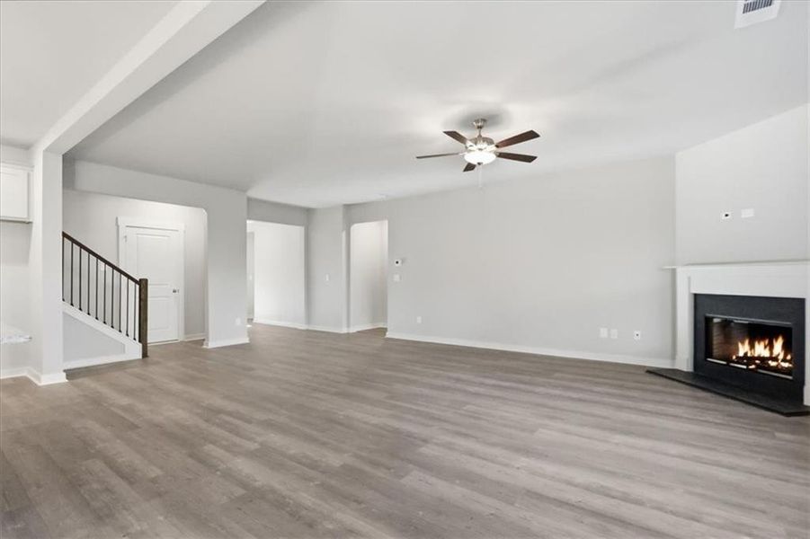 Spacious, unfurnished interior of a new home in Traditions of Braselton, Jefferson (Image 39).