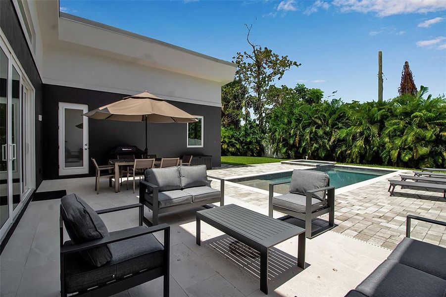 Community amenities in , Sarasota (Image 28).