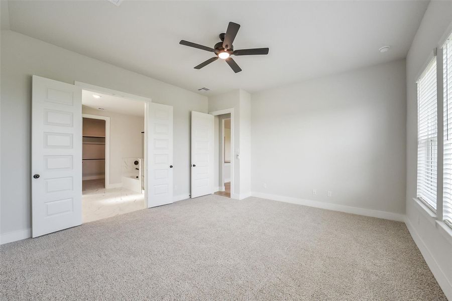 Spacious, unfurnished interior of a new home in Sierra Vista, Rosharon (Image 22). Spacious, unfurnished interior of a new home in Sierra Vista, Rosharon (Image 22).