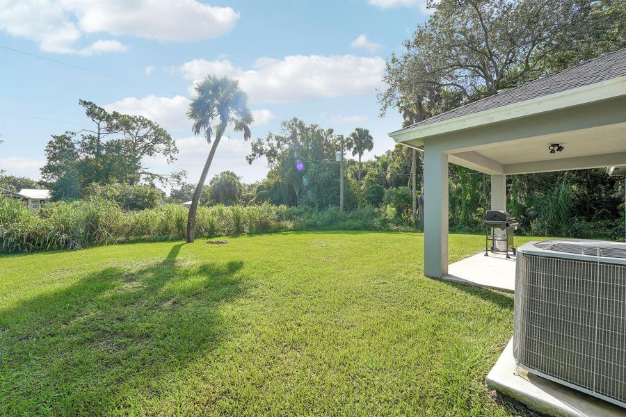 Natural landscape and outdoor views near  in Okeechobee (Image 9).