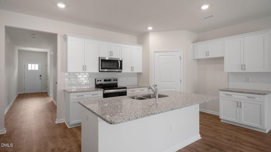 75-tobacco-woods-008