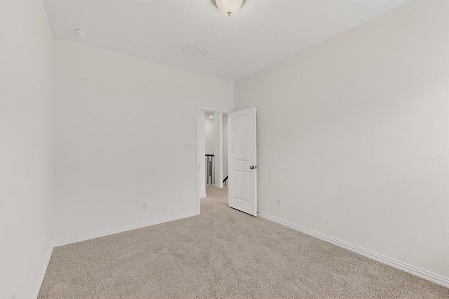 Spacious, unfurnished interior of a new home in Verandah, Royse City (Image 17).