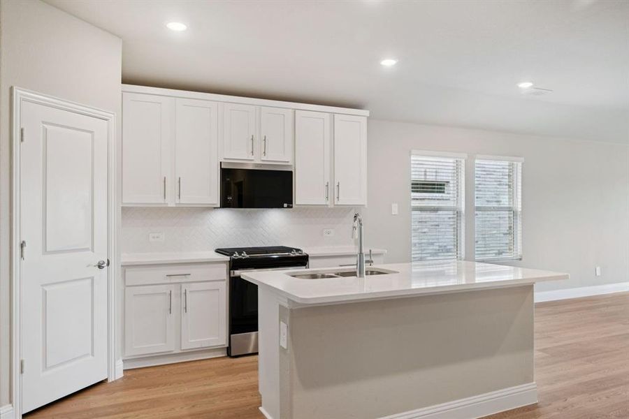 Photo is not of the actual home, but is an inspirational photo of builder’s model home and may depict options, furnishings, and/or decorator features that are not included.