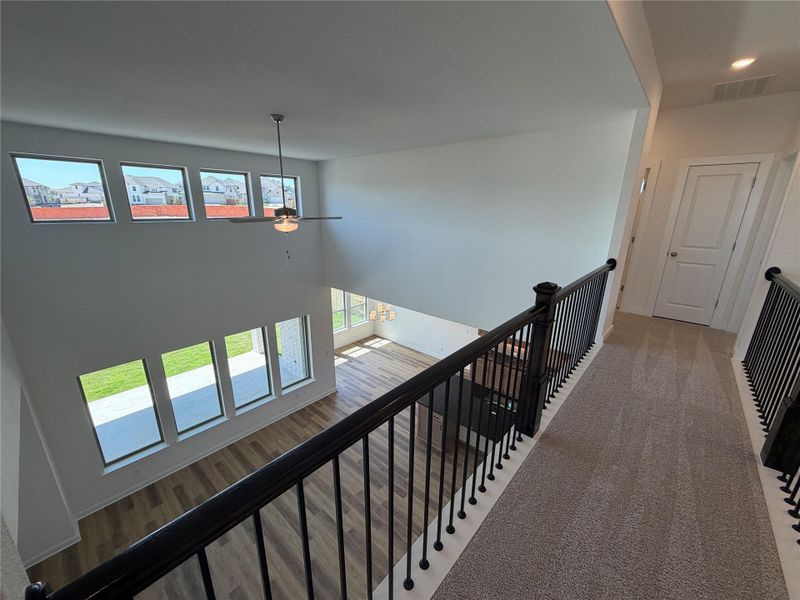 Spacious, unfurnished interior of a new home in Lariat, Liberty Hill (Image 22).