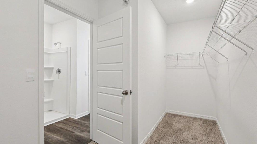 Spacious, unfurnished interior of a new home in Crosswinds, Haines City (Image 26). Spacious, unfurnished interior of a new home in Crosswinds, Haines City (Image 26).
